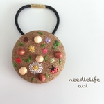 てんとう虫のお散歩〜刺繍ヘアゴム〜