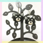 ふんわり黒チワワのピアス