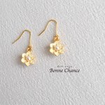 春✿アイリスのピアス