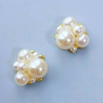 再販多数！パールビジューピアス