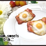 ベーコンエッグのブローチピン