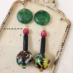 絵画風アクリルビーズ大ぶりピアス