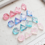 geometric petal スタッドピアス/イヤリング