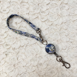 リール付きキーホルダー＊ブルー