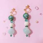 green flower×cube (ピアス/イヤリング/樹脂ピアス/樹脂ノンホール）