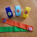 遊びながらボタンかけ26 