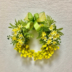 ミモザと🌼小花のリース