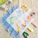 ⭐︎アウトレット商品⭐︎ カシャカシャおもちゃ   レース♡ハートのビーズ付き