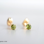 14kgf*トルマリン グリーン(4本爪/3mm) 天然石ピアス 送料無料