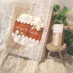 お花モチーフと英字メッセージ刺繍のブックカバー＊単行本＊