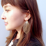 🌿スケルトンホワイトリーフの葉っぱピアス🌿