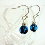 再々入荷！深海ブルーの夏ガラスイヤリング＆ピアス