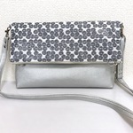 クラッチバッグ風ショルダーポーチ＊フェイクレザー×ジオメトリック＊（マチ有）Ｓ－２８（肩紐付）