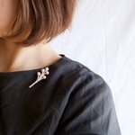 ito tubu brooch【やさしい、sakura】