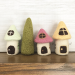 羊毛フェルトカラフル屋根の家オブジェ