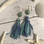 ターコイズと海色タッセルのピアス