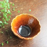 あめ色輪花小鉢a