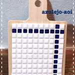 White：ブルーラインの鍋敷き＆カッティングボード