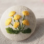 送料無料 刺繍ブローチ（綿麻）　たんぽぽ