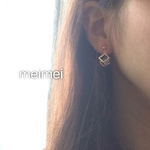 ガラスストーンinキューブピアス*イヤリング*ノンホールピアス*
