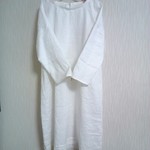 〇訳あり値引き品〇　リネンレーヨン　シンプルワンピース〜白～M~Lサイズ