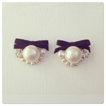 ribbon pearl pierce.