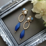 ブルーのロングビジューピアス♡