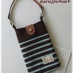 ボーダーニットのスマホポーチ＊茶＆ブルー