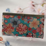 【 春爛漫】　グリーン　桜と猫  口金長財布　春財布　