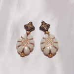  vintage earring/pierce