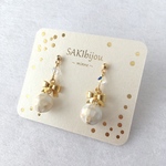 モザイクシェルボールのリボンピアス イヤリング