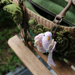 アキクサインコのあみぐるみバッグチャーム
