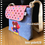 ☆キッズ用ポシェット☆（ブルー×ピンクカラフルドット）