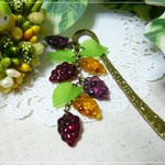 ★再販★　☆秋色可愛い葡萄たちのブックマーク☆