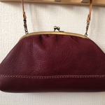 【ｆ様ご予約品】　あずき色くたくたレザーのぷくぷくお出かけがま