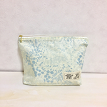 いろいろ使える＊大きめポーチ 水色小花