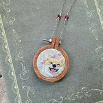 刺繍枠ネックレス 柴犬