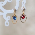 青赤スワロフスキーとマーキス型リングのピアス