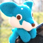 まゆまろチワワ「リラック～ス」Puchicco　パソコン＆スマホかけ