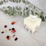 ◆CUBE◆バラの花びらの100%ソイキャンドル[[無香料]]
