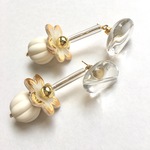 tsubomi　ホワイトフラワーピアス／イヤリング