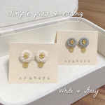 ［再販］刺繍とゴールドチャームのシンプルイヤリング
