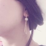 大人気!送料半額♪大きい三角＊コットンパールピアス