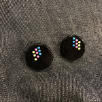 モードネオンなピアス
