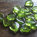 heart♡green leaf チェコビーズ 15個