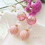 かすみ草とスターチスのドライフラワー おおぶりヴィンテージ風ピアス(pink)