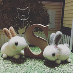 イニシャルが選べるウサギちゃんメモ(フォト)スタンド