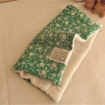 再販*６重ガーゼ大判ハンカチ*北欧大人の小花greencolor