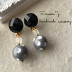 大ぶりmonotone×dotピアス/イヤリング
