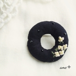  anneau   刺繍ブローチ